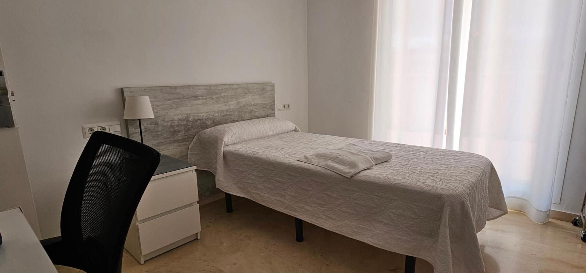 מאלגה Hostel Residencia Alfil מראה חיצוני תמונה